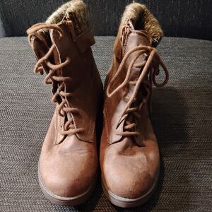 Faded Glory Brown Lace-Up Fur Boots